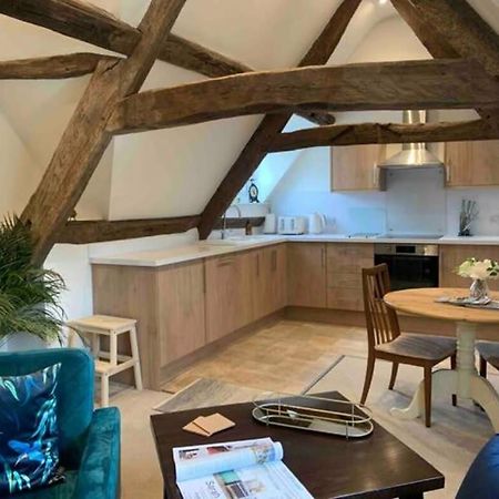 Stunning Characterful Newly Refurbished Flat Apartment Tetbury Luaran gambar